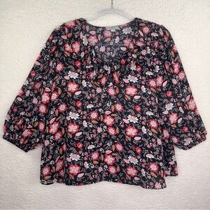 LOFT Black and Pink Floral Blouse Elegant Top‎ Flutter Neckline LP